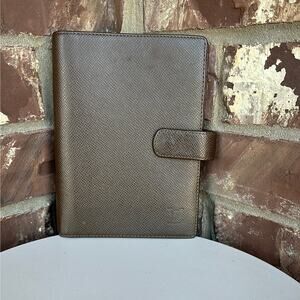 Louis Vuitton Agenda Taiga Leather MM
